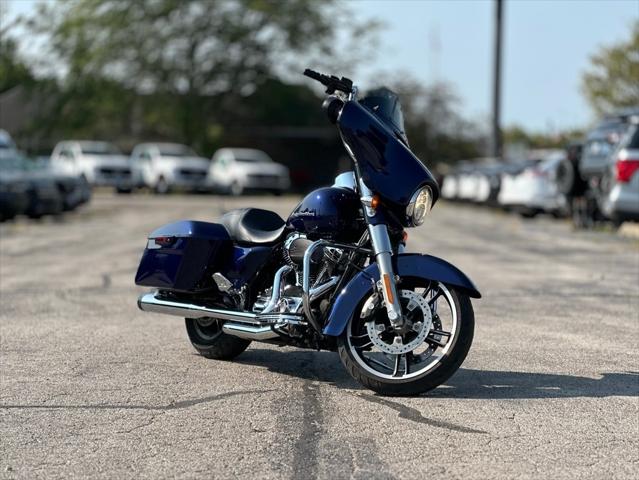 2014 Harley-Davidson Street Glide Touring FLHXS