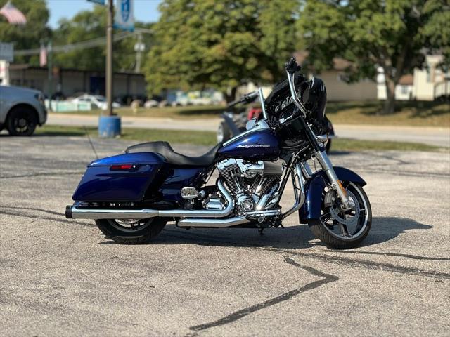 2014 Harley-Davidson Street Glide Touring FLHXS