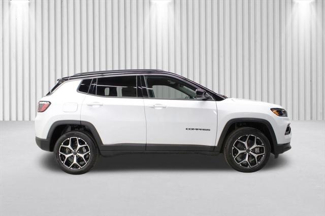 2025 Jeep Compass COMPASS LIMITED 4X4