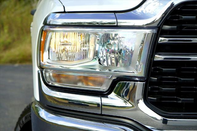 2024 RAM 3500 Big Horn Crew Cab 4x4 8 Box 2024 RAM 3500 Big Horn Crew Cab 4x4 8 Box