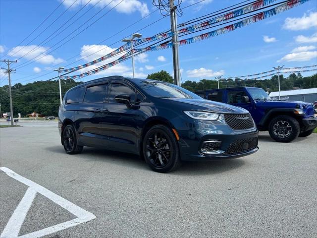 2023 Chrysler Pacifica Limited AWD
