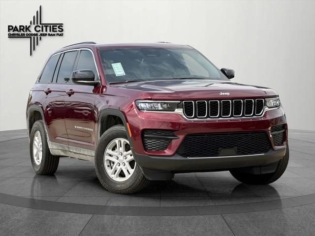 2025 Jeep Grand Cherokee GRAND CHEROKEE LAREDO 4X4