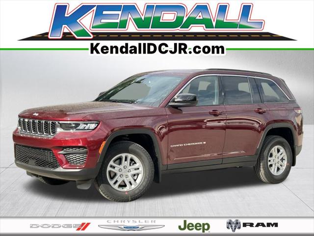 2025 Jeep Grand Cherokee GRAND CHEROKEE LAREDO 4X2