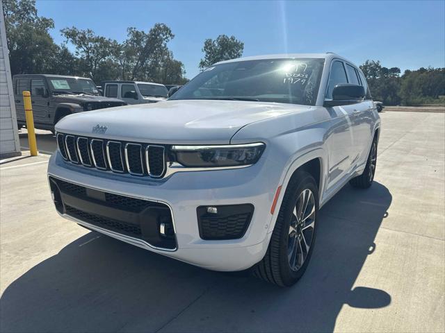 2025 Jeep Grand Cherokee GRAND CHEROKEE OVERLAND 4X4