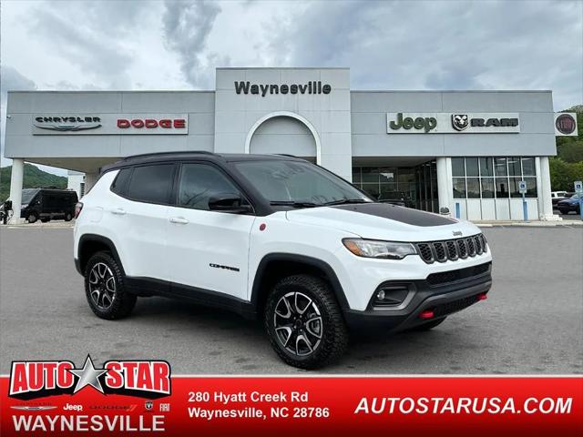 2025 Jeep Compass COMPASS TRAILHAWK 4X4