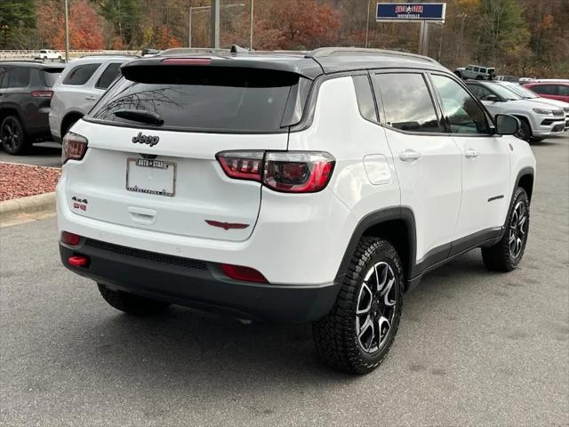 2025 Jeep Compass COMPASS TRAILHAWK 4X4
