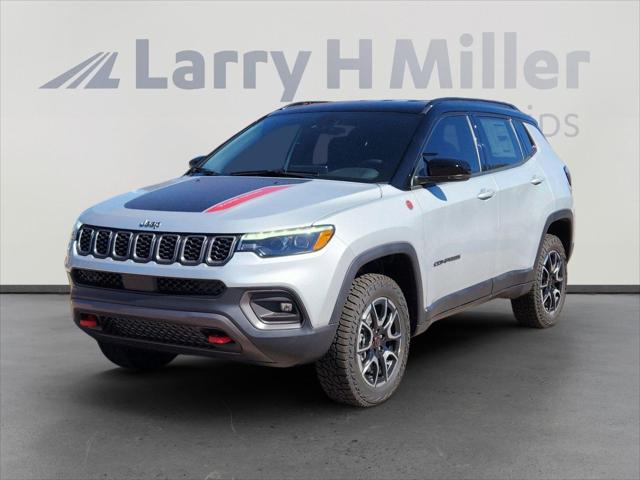 2025 Jeep Compass COMPASS TRAILHAWK 4X4