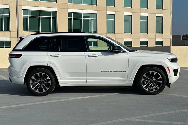 2025 Jeep Grand Cherokee GRAND CHEROKEE OVERLAND 4X4