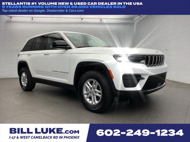 2025 Jeep Grand Cherokee GRAND CHEROKEE LAREDO 4X4