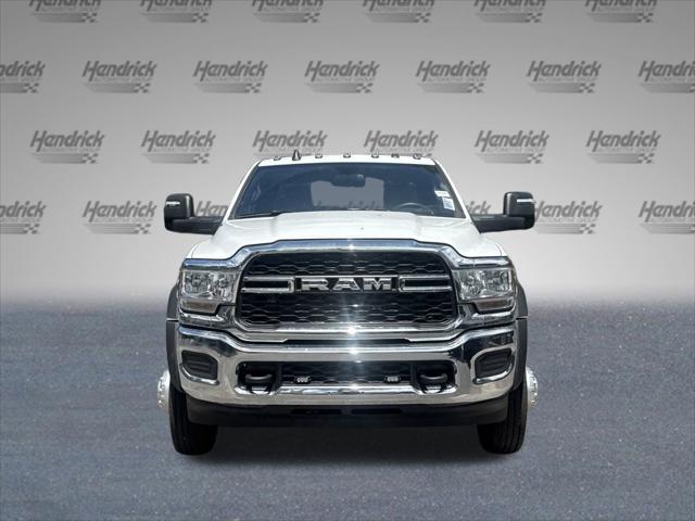 2024 RAM Ram 5500 Chassis Cab RAM 5500 TRADESMAN CHASSIS CREW CAB 4X4 84 CA 2024 RAM Ram 5500 Chassis Cab RAM 5500 TRADESMAN CHASSIS CREW CAB 4X4 84 CA