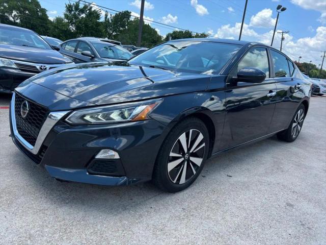 2022 Nissan Altima SV FWD for sale in North Richland Hills, TX