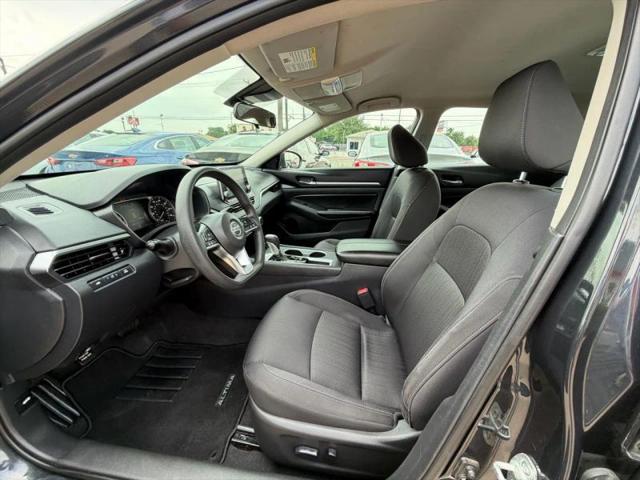 2022 Nissan Altima SV FWD