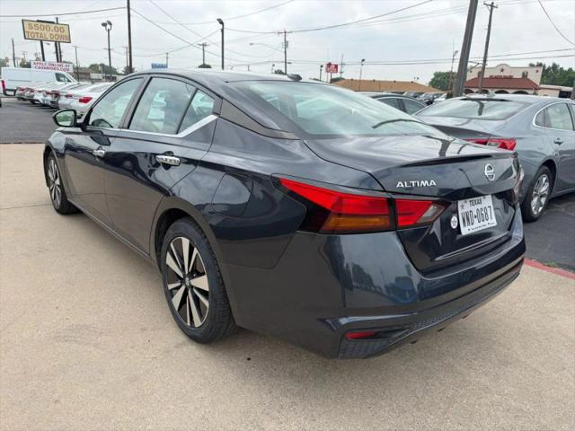 2022 Nissan Altima SV FWD