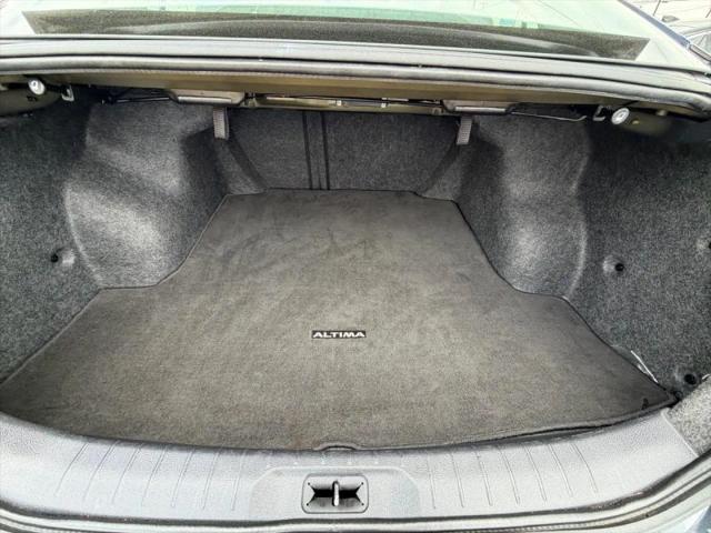 2022 Nissan Altima SV FWD