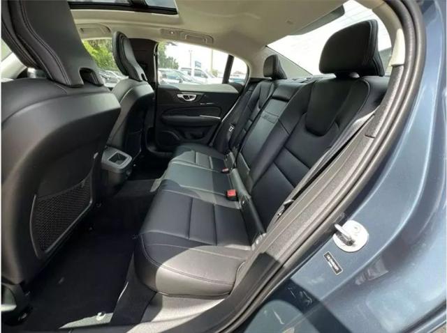 2024 Volvo S60 B5 Core Dark Theme