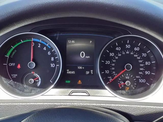 2016 Volkswagen e-Golf SE