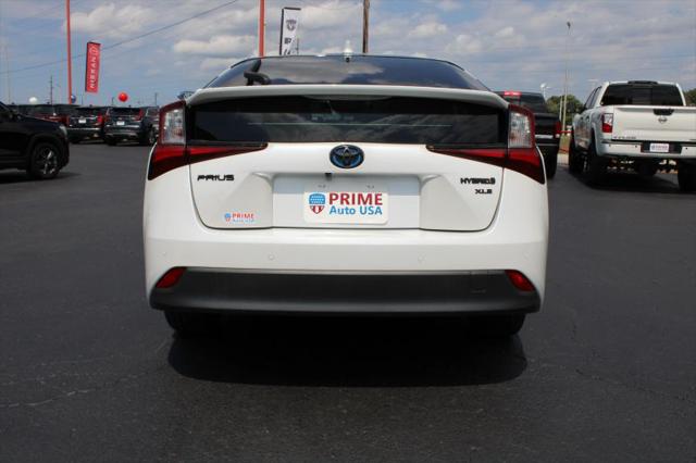 2021 Toyota Prius LE