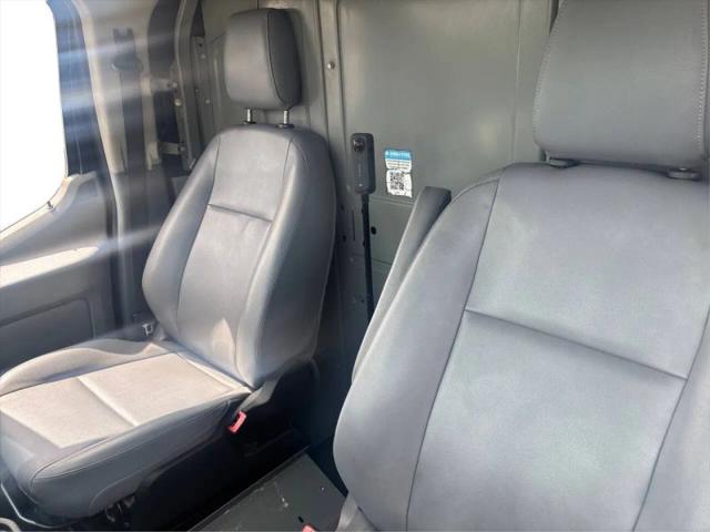 2017 Ford Transit Low Roof w/Sliding Side Door w/RWB Van 3D