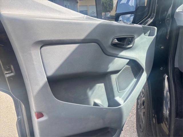 2017 Ford Transit Low Roof w/Sliding Side Door w/RWB Van 3D