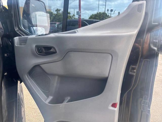 2017 Ford Transit Low Roof w/Sliding Side Door w/RWB Van 3D