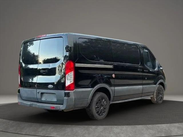 2017 Ford Transit Low Roof w/Sliding Side Door w/RWB Van 3D