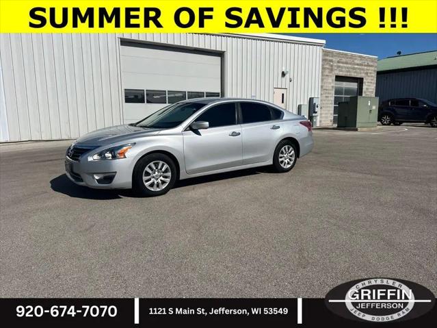 2013 Nissan Altima 2.5 S for sale in Jefferson, WI