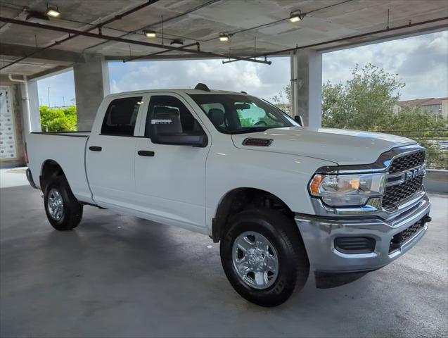 2024 RAM Ram 2500 RAM 2500 TRADESMAN CREW CAB 4X4 64 BOX