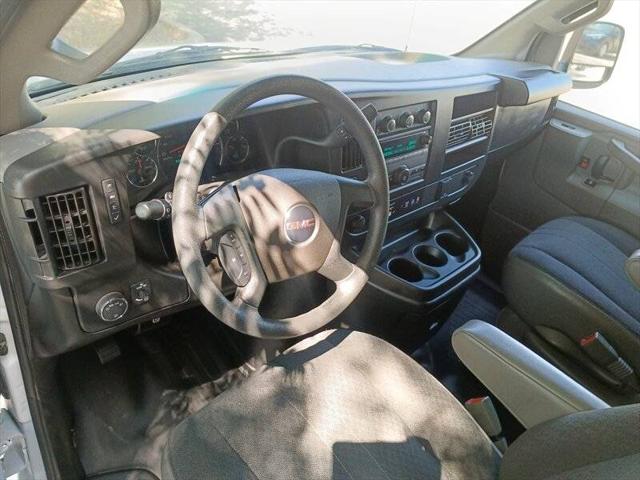 2022 GMC Savana Cargo RWD 2500 Regular Wheelbase Work Van