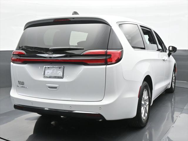 2025 Chrysler Pacifica PACIFICA SELECT