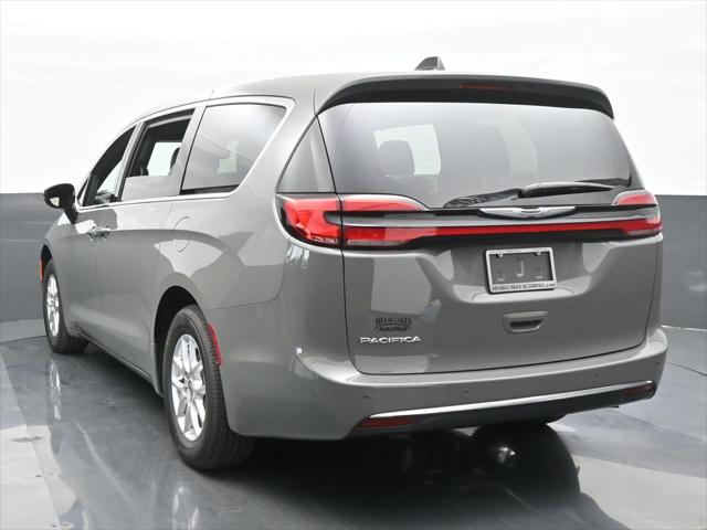 2025 Chrysler Pacifica PACIFICA SELECT