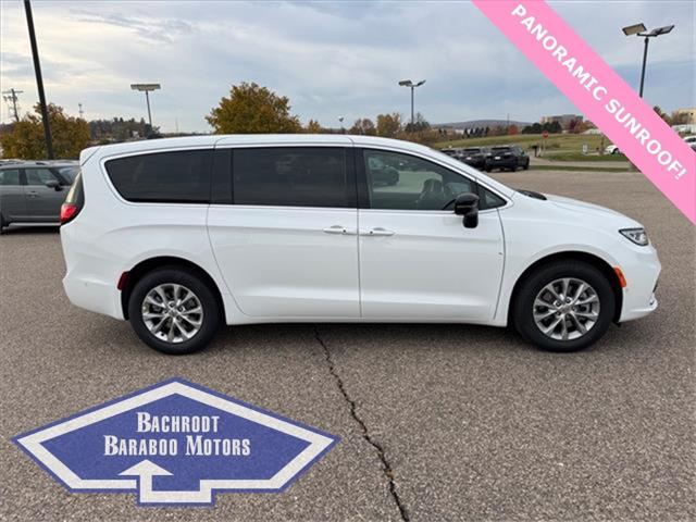 2025 Chrysler Pacifica PACIFICA SELECT AWD