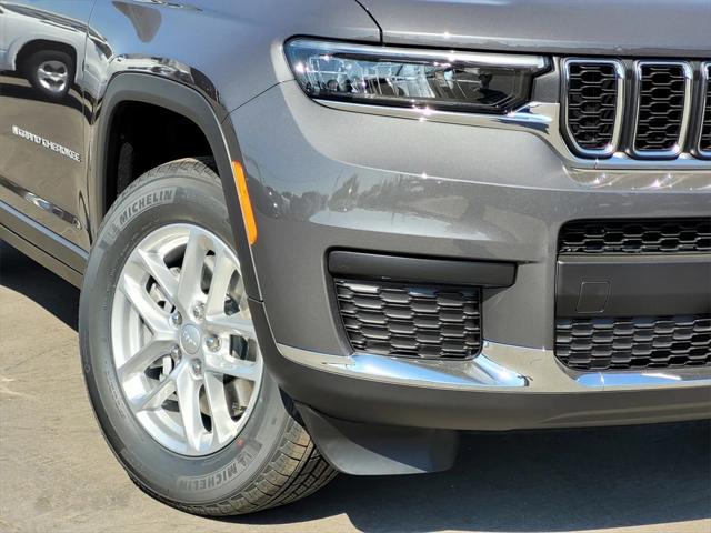 2025 Jeep Grand Cherokee GRAND CHEROKEE L LAREDO X 4X2