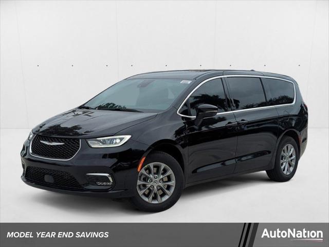 2025 Chrysler Pacifica Select for sale in Pembroke Pines, FL
