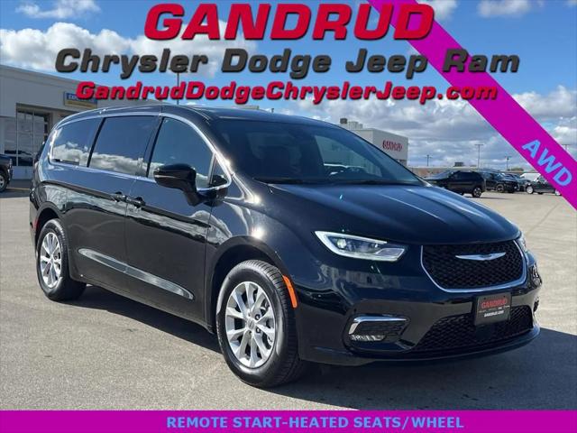 2025 Chrysler Pacifica PACIFICA SELECT AWD