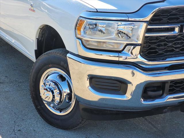 2024 RAM Ram 3500 RAM 3500 TRADESMAN CREW CAB 4X4 8 BOX