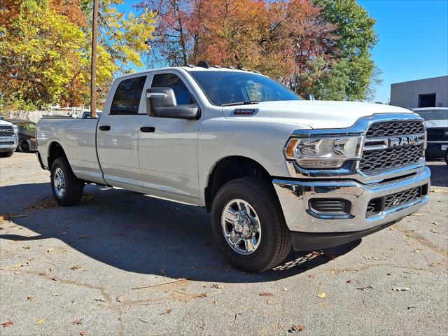 2024 RAM Ram 2500 RAM 2500 TRADESMAN CREW CAB 4X4 8 BOX