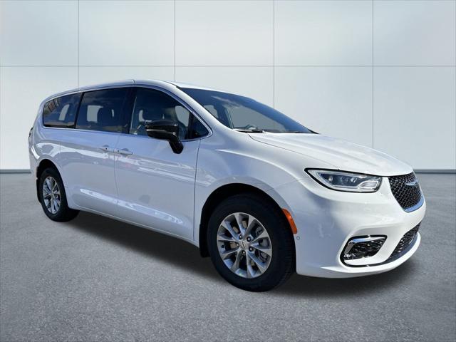 2025 Chrysler Pacifica PACIFICA SELECT AWD