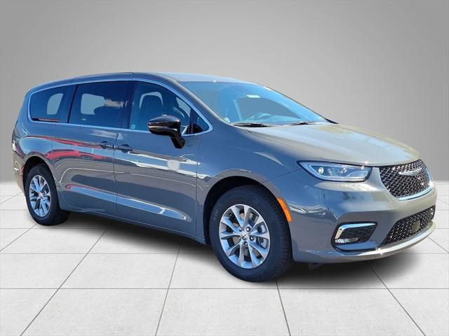 2025 Chrysler Pacifica PACIFICA SELECT AWD