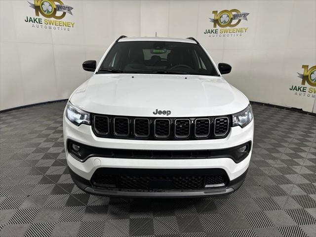 2025 Jeep Compass COMPASS LATITUDE 4X4