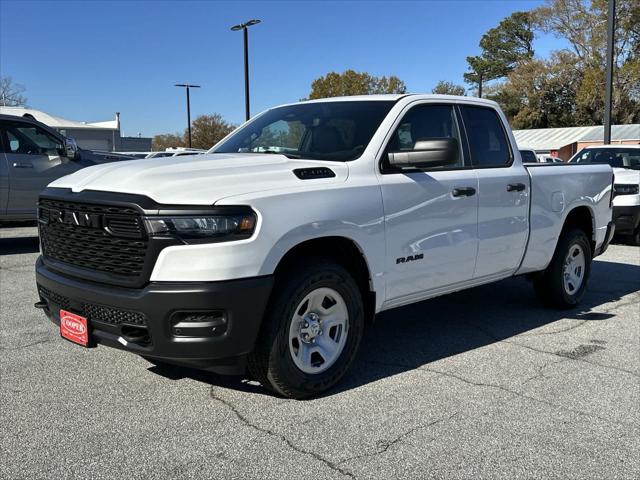 2025 RAM Ram 1500 RAM 1500 TRADESMAN QUAD CAB 4X4 64 BOX