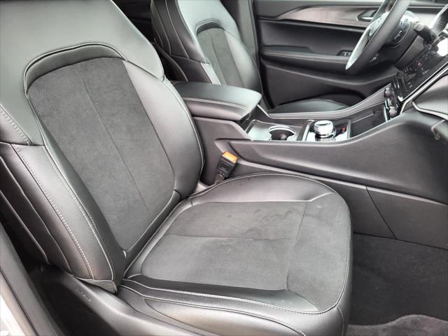 2025 Jeep Grand Cherokee GRAND CHEROKEE ALTITUDE X 4X2