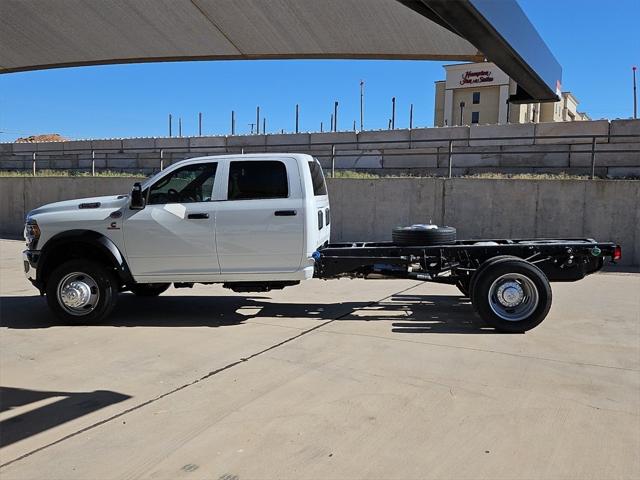 2024 RAM Ram 5500 Chassis Cab RAM 5500 TRADESMAN CHASSIS CREW CAB 4X4 84 CA