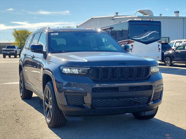 2025 Jeep Grand Cherokee GRAND CHEROKEE L ALTITUDE X 4X4