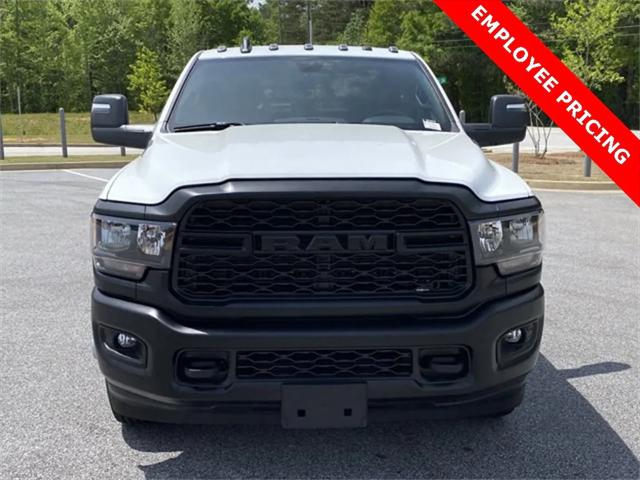 2024 RAM Ram 3500 Chassis Cab RAM 3500 TRADESMAN CREW CAB CHASSIS 4X4 60 CA