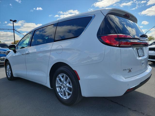 2025 Chrysler Pacifica PACIFICA SELECT