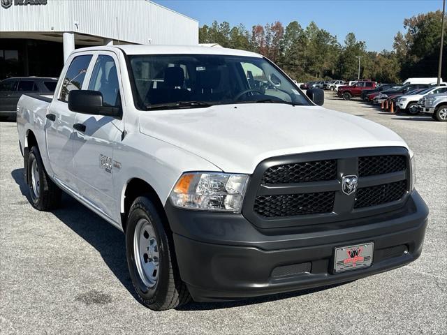 2024 RAM Ram 1500 Classic RAM 1500 CLASSIC TRADESMAN CREW CAB 4X2 57 BOX
