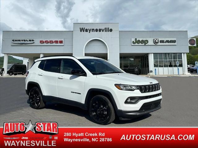 2025 Jeep Compass COMPASS LATITUDE 4X4