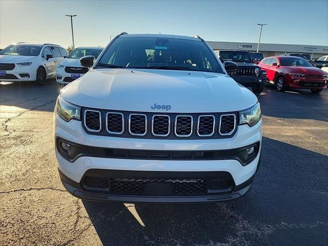 2025 Jeep Compass COMPASS LATITUDE 4X4