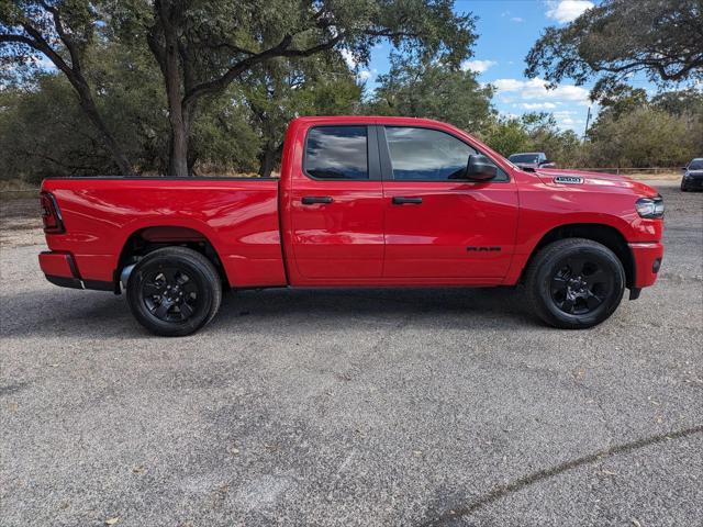 2025 RAM Ram 1500 RAM 1500 TRADESMAN QUAD CAB 4X4 64 BOX