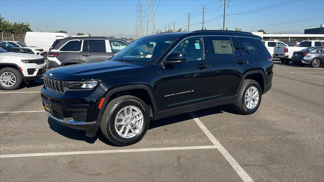 2025 Jeep Grand Cherokee GRAND CHEROKEE L LAREDO X 4X4